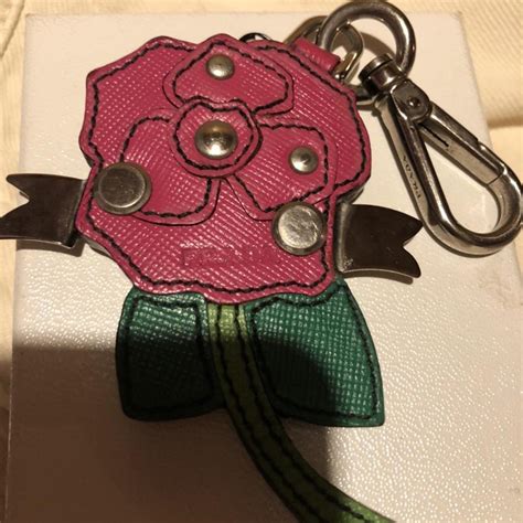 prada 35 site depop.com